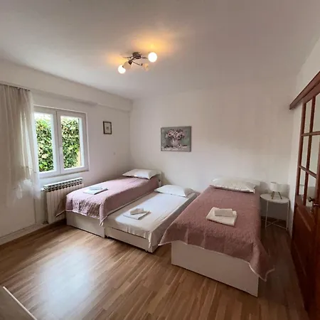 Carpe Diem By Interhome Apartment Trogir