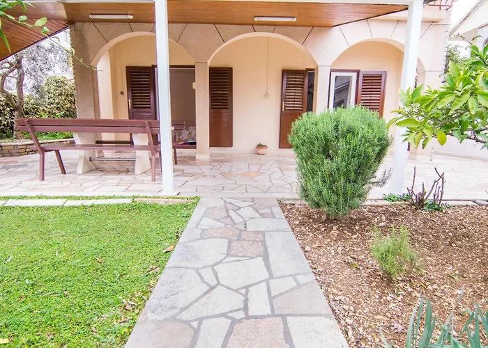 Carpe Diem By Interhome Apartment Trogir