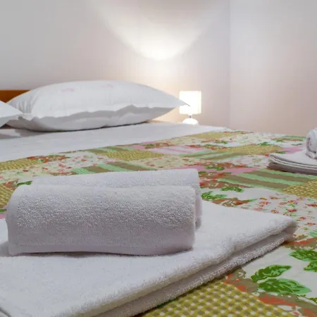 Apartment Carpe Diem By Interhome Trogir