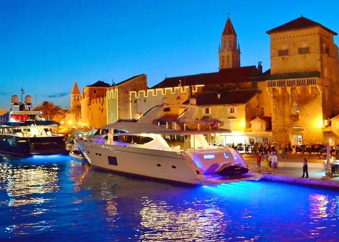 Carpe Diem By Interhome Apartment Trogir